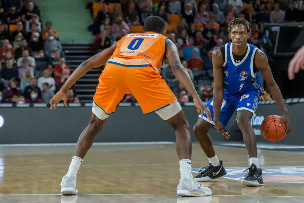 甚至可能造 甚至可能造