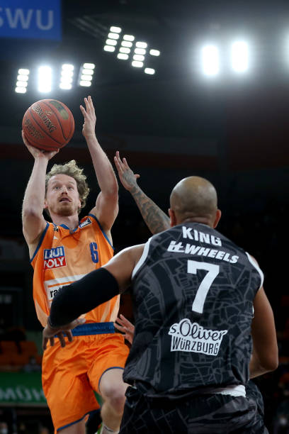 迅速成为世 迅速成为世